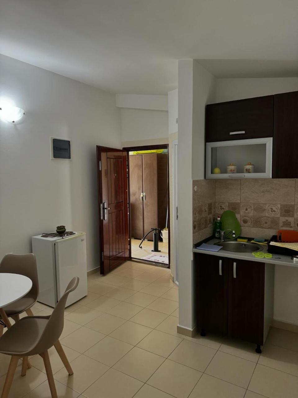 Apartments Brnjada Sutomore Oda fotoğraf